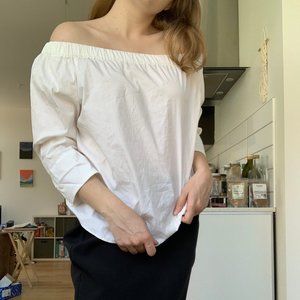 Zara L White Off the Sholder Top NWT